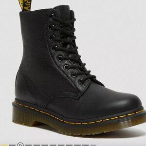 Doc Marten Pascal Black Leather Boots Women Sz 10